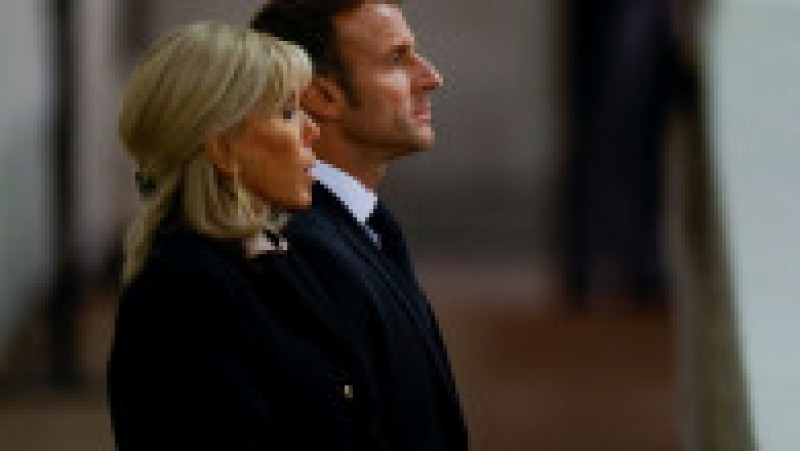 Emmanuel Macron și soția sa, Brigitte, ajung la Buckingham Palace, Londra, pentru o recepție găzduită de Regele Charles al III-lea pentru șefii de stat și alți oficiali străini înainte de funeraliile Reginei Elisabeta a II-a. Foto: Profimedia Images | Poza 14 din 15