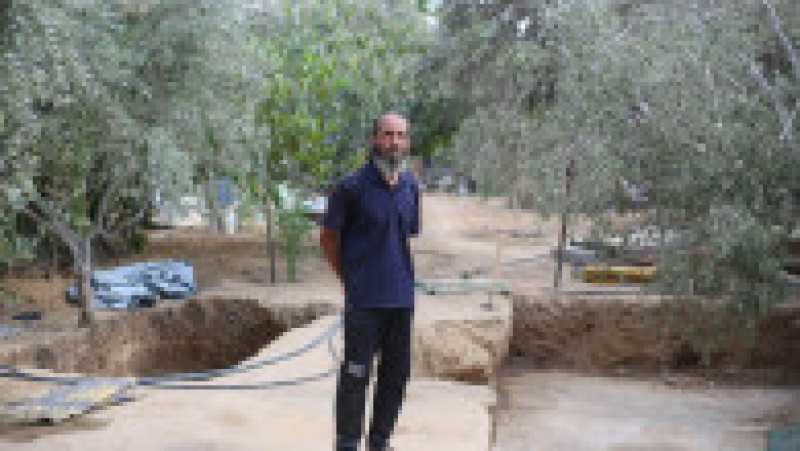 Un fermier palestinian a descoperit un mozaic bizantin în timp ce încerca să planteze un măslin. Foto: Profimedia | Poza 8 din 17