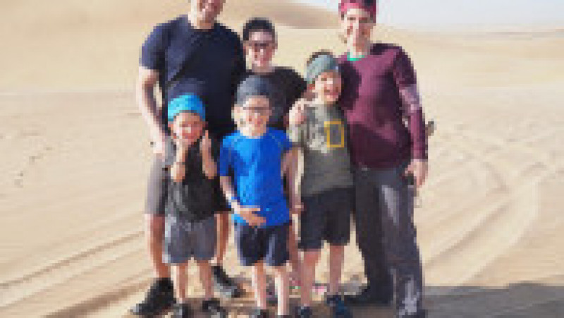 O familie a pornit într-un tur al lumii înainte ca trei dintre copiii lor să-și piardă vederea Foto: Facebook | Poza 2 din 42