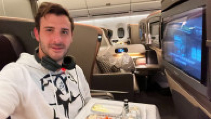 James Asquith a călătorit 6,5 milioane de kilometri, cu 2.000 de zboruri, ca să testeze mâncarea din avioane FOTO: Profimedia Images | Poza 26 din 31