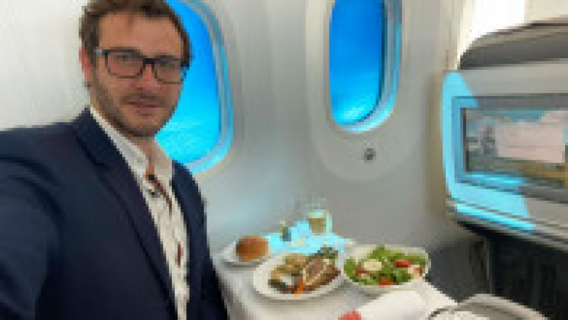 James Asquith a călătorit 6,5 milioane de kilometri, cu 2.000 de zboruri, ca să testeze mâncarea din avioane FOTO: Profimedia Images | Poza 19 din 31