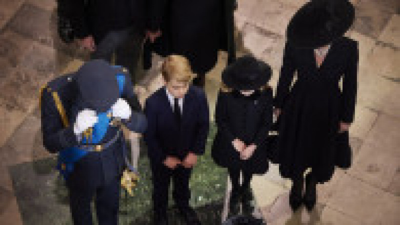 Cele mai emoționante imagini din ziua funeraliilor Reginei. FOTO: Profimedia Images | Poza 5 din 22