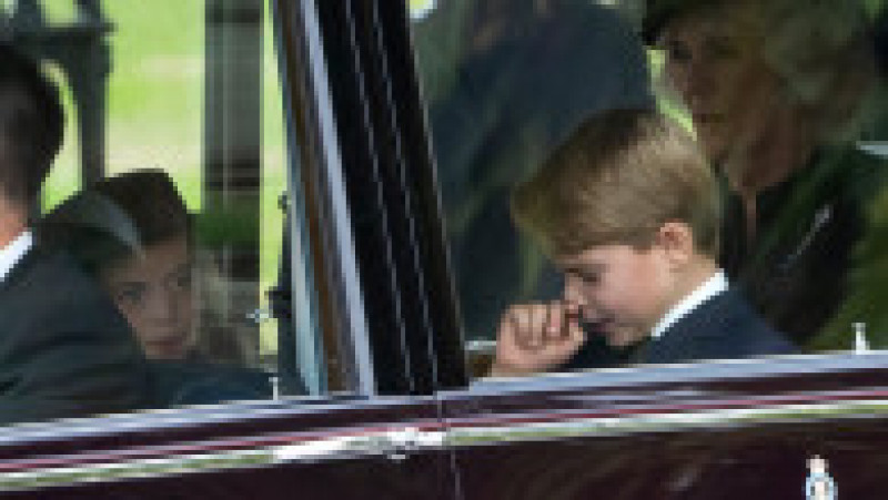Cele mai emoționante imagini din ziua funeraliilor Reginei. Prințul George a fost surprins cand isi sterge lacrimile. FOTO: Profimedia Images | Poza 15 din 22