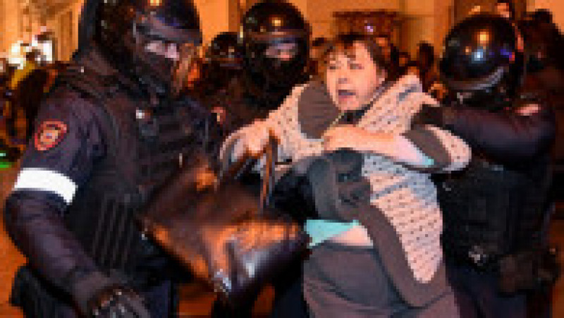 Protestatar arestat în Rusia. Foto: Profimedia | Poza 1 din 10