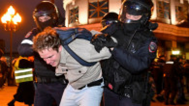 Protestatar arestat în Rusia. Foto: Profimedia | Poza 9 din 10