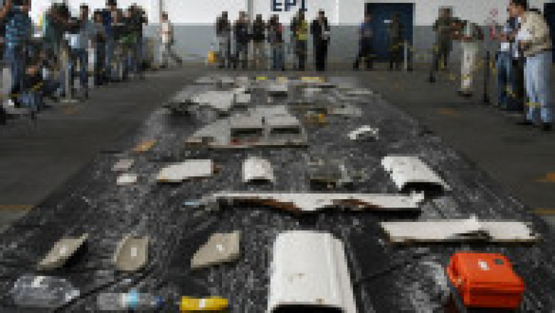 Aeronava zbura de la Rio de Janeiro la Paris și toți cei 228 de oameni de la bord au murit. Foto: Profimedia | Poza 10 din 13