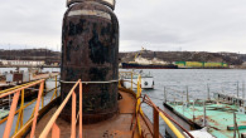 Primul submarin nuclear al Rusiei a fost transportat la muzeul maritim din Kronstadt. Sursa foto: Profimedia Images | Poza 6 din 20