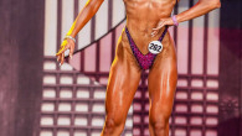 Mara Zidărescu s-a clasat pe locul II și a obținut medalia de argint la categoria Junior Women Bikini 16-20 years up to 166 cm, devenind astfel vicecampioană mondială. Sursa foto Federatia Romana de Culturism si Fitness Facebook | Poza 1 din 19