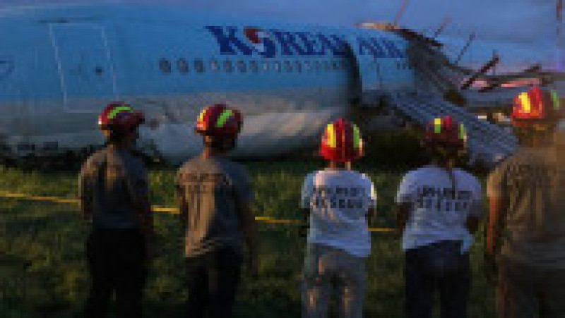 Un Airbus A330 al Korean Air Lines cu 173 de persoane la bord a fost avariat grav după aterizare. Foto: Profimedia | Poza 1 din 7