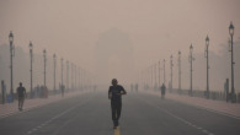 Şcolile primare din capitala Indiei, New Delhi, vor fi închise din cauza poluării. FOTO: Profimedia Images | Poza 6 din 9