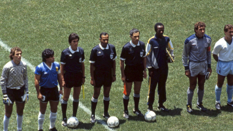 Mingea a fost folosită toate cele 90 de minute în sferturile de finală de la Cupa Mondială din 1986. Foto: Profimedia Images