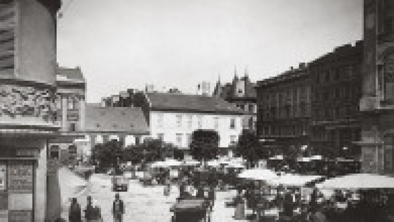 Piața din fața primăriei din Budapesta, aproximativ 1894. Sursa foto: Profimedia Images | Poza 16 din 23
