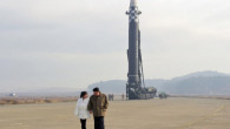 Primele imagini cu fiica lui Kim Jong Un, a cărei existență a fost învăluită de mister. Foto: KCNA.kp | Poza 11 din 15