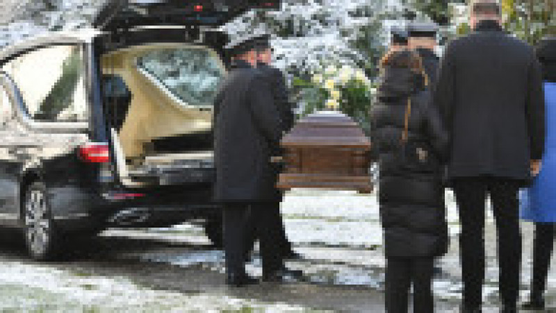 Bărbatul în vârstă de 60 ani, victimă a unei rachete căzute în satul polonez Przewodow, a fost înmormântat cu onoruri militare. Foto: Profimedia | Poza 5 din 20