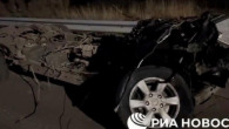 Imagini cu mașina distrusă a liderului prorus din Herson. Foto: RIA/Twitter | Poza 3 din 9