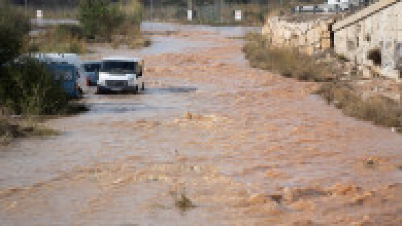 Inundații puternice în estul Spaniei. Autoritățile au declarat cel mai ridicat nivel de alertă pentru regiunea Valencia. Foto: Profimedia | Poza 2 din 4