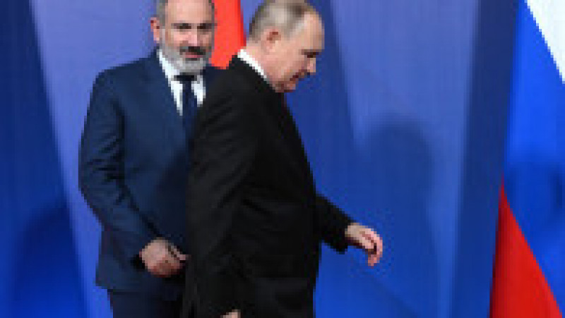 Premierul armenian Nikol Pașinian și Vladimir Putin. Foto: Profimedia | Poza 2 din 7