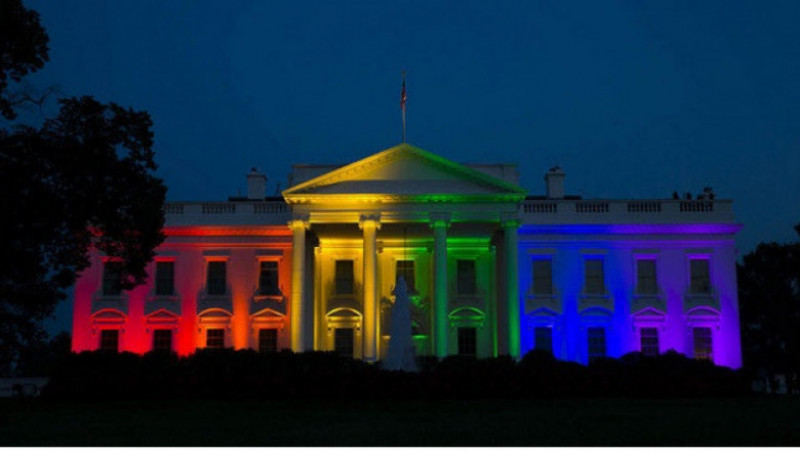 Casa Albă în culorile curcubeului. Foto: Twitter/Andy Kim
