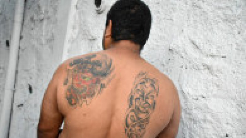 Războiul lui Bukele împotriva bandelor, declanșat după confruntările sângeroase din luna martie, când zeci de oameni au fost uciși, a plasat El Salvador într-o stare prelungită de urgență. Sursa foto: Profimedia Images | Poza 1 din 34