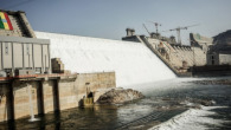 Proiectul mega-barajului, lansat în 2011 pentru un cost de patru miliarde de dolari, urmează să dubleze producţia actuală de energie electrică a Etiopiei, la care au acces doar aproximativ jumătate din cei aproximativ 120 de milioane de locuitori. Sursa foto: Profimedia Images | Poza 8 din 19