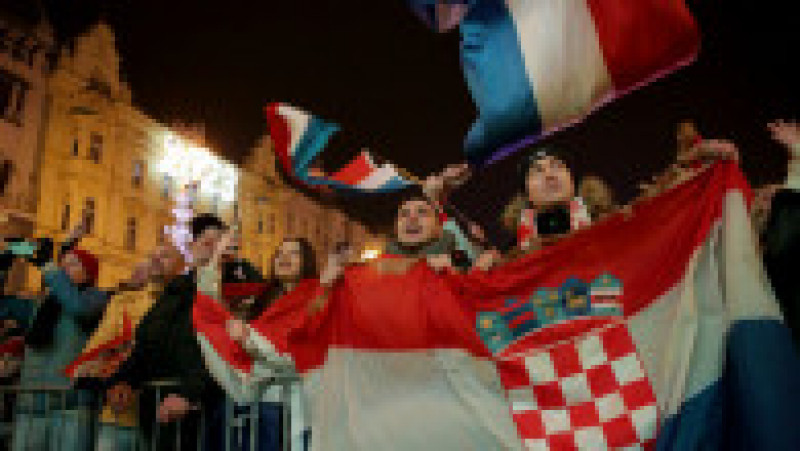 Bucurie fără margini pe străzile din Zagreb. Cum au sărbătorit croații media de bronz la Cupa Mondială. FOTO: Profimedia Images | Poza 8 din 12