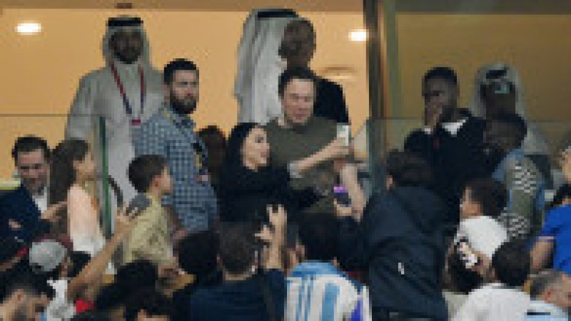 Elon Musk și ginerele fostului președinte american Donald Trump, Jared Kushner, au fost spectatori pe stadion la finala Cupei Mondiale din Qatar. Foto: Profimedia | Poza 1 din 6