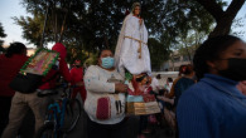 Număr uriaș de pelerini, la Fecioara din Guadalupe, după o pauză de doi ani. Foto: Profimedia | Poza 2 din 10