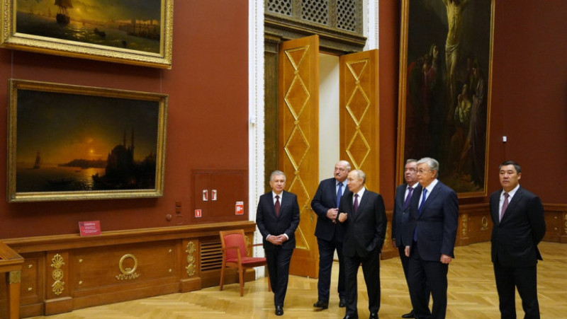 Putin a organizat la Sankt Petersburg un summit informal al țărilor membre CSI. Foto: Profimedia Images