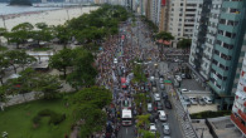 Peste 250.000 de oameni l-au condus pe ultimul drum pe Pele. FOTO: Profimedia Images | Poza 6 din 8