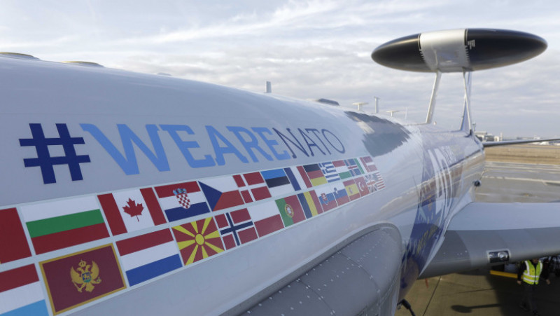 Primul dintre cele 3 avioane AWACS care vor opera din România aterizează în Otopeni. Foto: INQUAM Photos/George Călin
