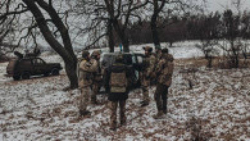 Imagine din 13 ianuarie 2023 cu soldați ucraineni pe linia frontului de la Soledar. Foto: Profimedia Images | Poza 1 din 10