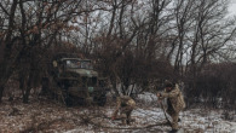 Imagine din 13 ianuarie 2023 cu soldați ucraineni pe linia frontului de la Soledar. Foto: Profimedia Images | Poza 7 din 10