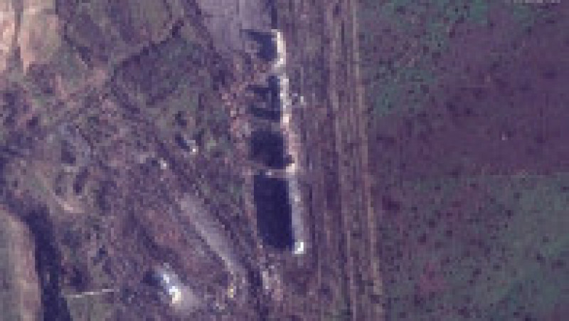 Imagine din satelit făcută pe 4 ianuarie 2023 de Maxar Technologies, care arată clădiri de apartamente și cratere distruse în Bakhmut. Foto: Profimedia Images | Poza 2 din 10