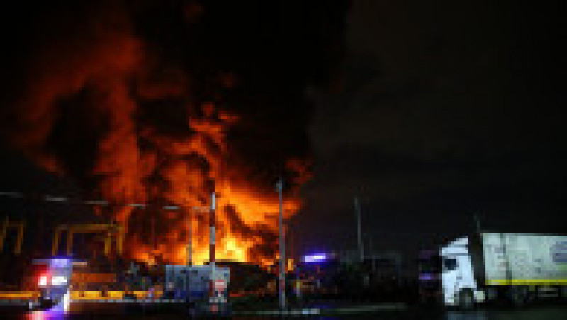 Un incendiu puternic izbucnit în portul turc Iskenderun de la Marea Mediterană. FOTO: Profimedia Images | Poza 2 din 10