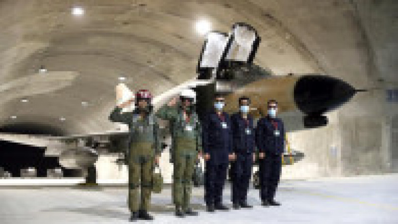 Iranul a prezentat prima bază aeriană subterană, de unde pot decola avioane de luptă. Foto: Profimedia | Poza 3 din 9