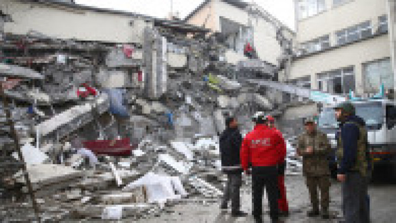 Urmările celor două cutremure de peste 7,5 grade care au lovit astăzi Turcia - orașul Hatay. Sursa foto Profimedia Images | Poza 35 din 76