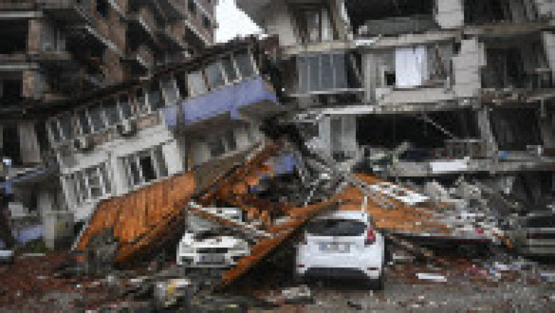 Urmările celor două cutremure de peste 7,5 grade care au lovit astăzi Turcia - orașul Hatay. Sursa foto Profimedia Images | Poza 16 din 76