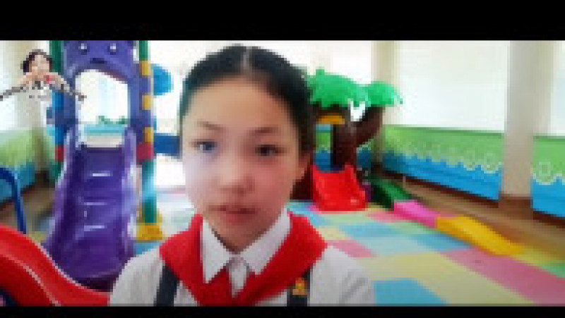 
Song A la spitalul de copii. Sursa foto: captură YouTube / Sally Parks [송아 SongA Channel] | Poza 36 din 37
