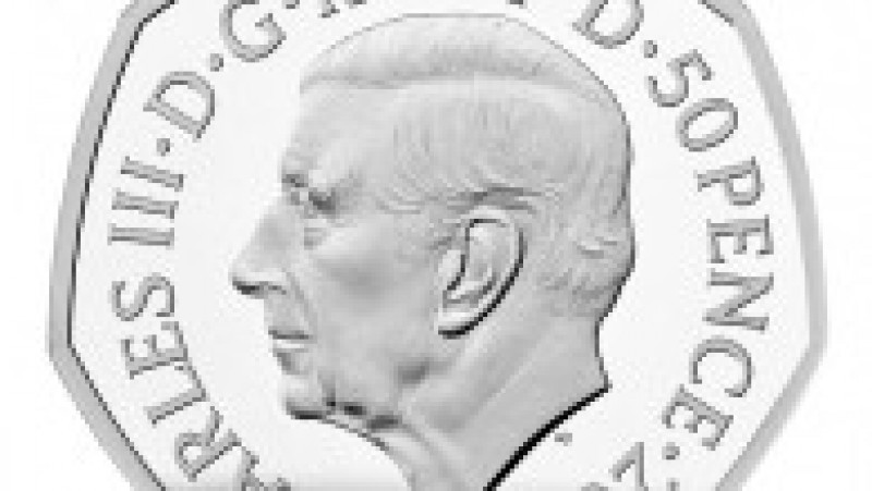 Monetăria Regală Britanică a lansat o monedă aniversară cu vrăjitorul Albus Dumbledore și Regele Charles al III-lea. Sursa foto Profimedia Images | Poza 7 din 8
