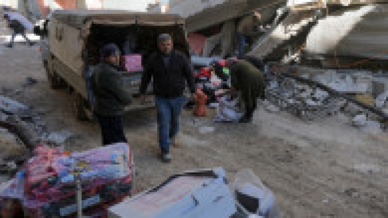 Siria, o țară deja măcinată de războiul civil care durează de peste 10 ani, a fost lovită grav de cutremurele de 7,8 și 7,6 grade produse luni în Turcia. Sursa foto: Profimedia Images | Poza 29 din 44