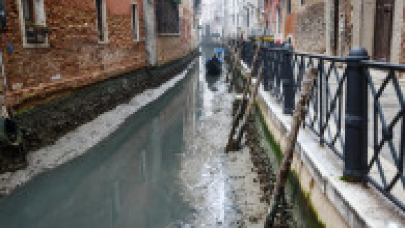 Gondolele sunt trase pe dreapta în Veneția, unde celebrele canale au rămas fără apă din cauza secetei. FOTO: Profimedia Images | Poza 14 din 14