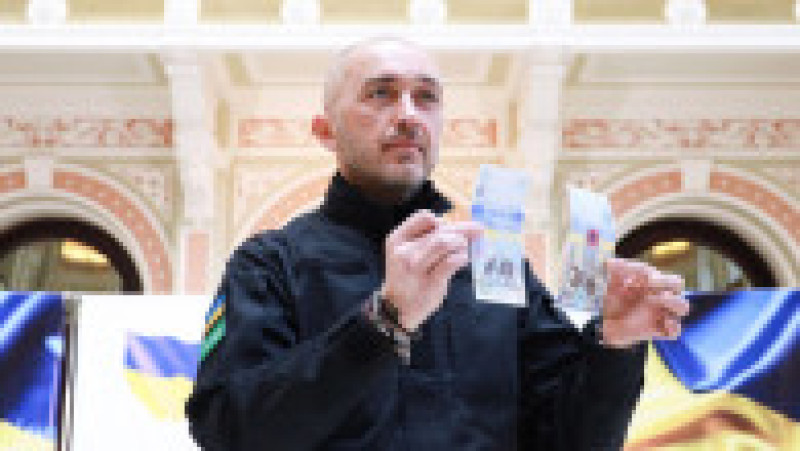 Ucraina a lansat o bancnotă pentru a marca un an de la începutul războiului. Foto: Bank.gov.ua | Poza 1 din 5