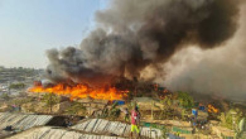 Peste 1 milion de refugiați Rohingya trăiesc în mai multe tabere alăturate din Bangladesh. Sursa foto: Profimedia Images | Poza 24 din 28