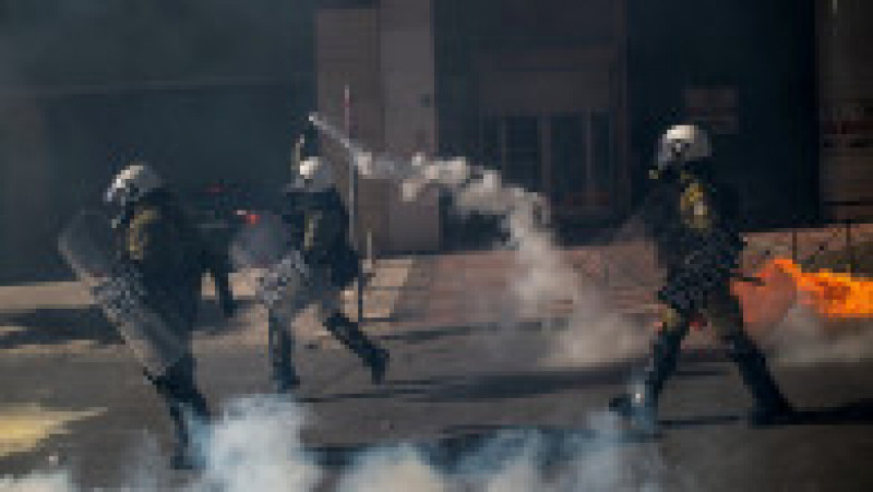 Proteste violente la Atena. Foto: Profimedia Images | Poza 15 din 16