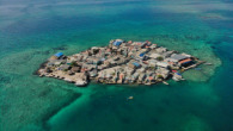 Insula nu dispune de toalete sau de canalizare și nu există nimic de mâncare în afară de ceea ce se poate obține din ocean. Foto: Profimedia Images | Poza 7 din 11