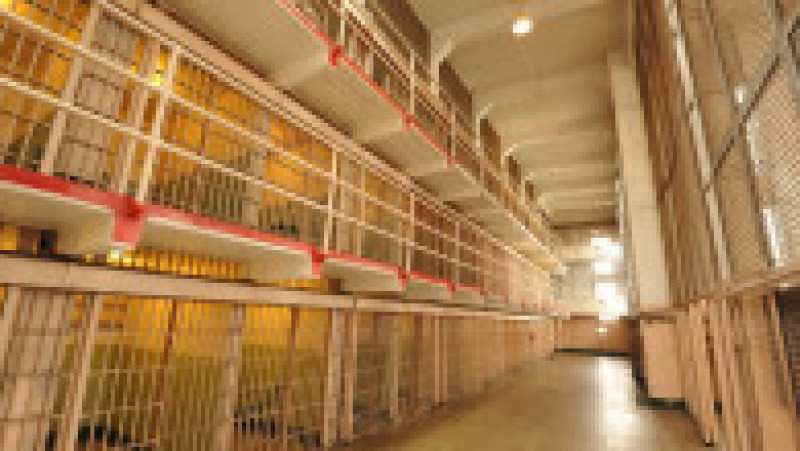 Închisoare federală din fostul Fort Alcatraz, aflat pe o insulă în Golful San Francisco, a găzduit prizonieri doar timp de 30 de ani, însă a fost suficient timp încât să devină o legendă. Sursa foto: Profimedia Images | Poza 14 din 28