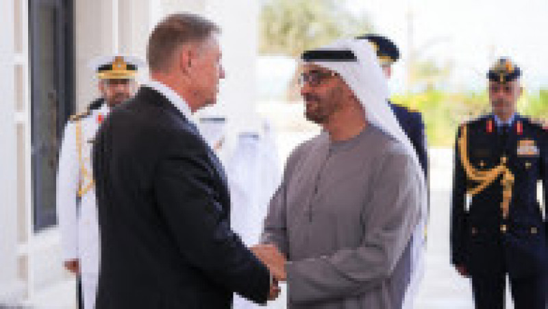 Klaus Iohannis s-a întâlnit cu președintele Emiratelor Arabe Unite, Şeicul Mohamed bin Zayed Al Nahyan. Foto: Twitter | Poza 1 din 3