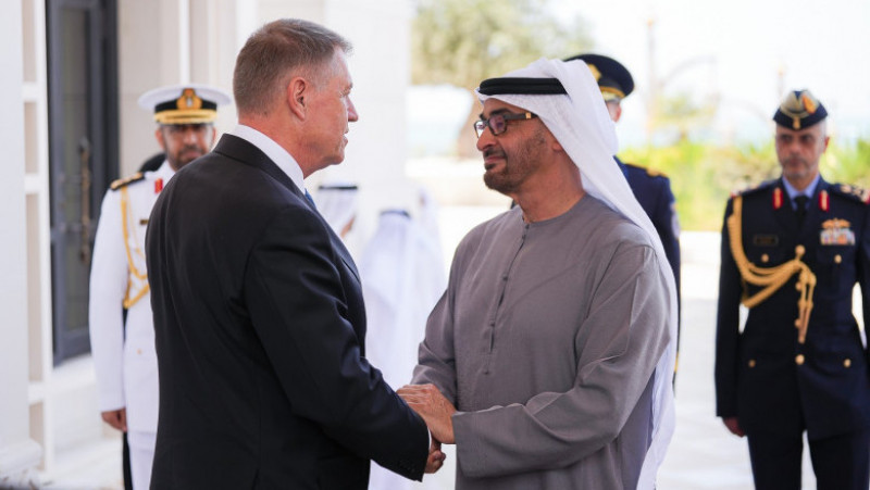 Klaus Iohannis s-a întâlnit cu președintele Emiratelor Arabe Unite, Şeicul Mohamed bin Zayed Al Nahyan. Foto: Twitter