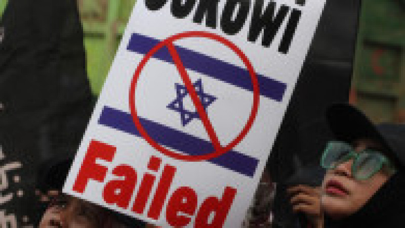 Luna trecută au avut loc proteste în capitala Jakarta împotriva participării Israelului la competiţia Under-20, într-o ţară cu populaţie majoritar musulmană. Foto: Profimedia Images | Poza 5 din 11
