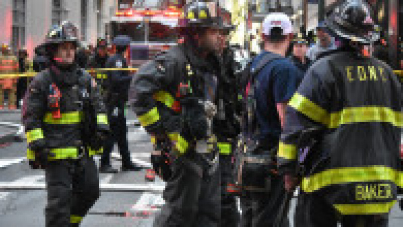 Un mort și 5 răniți după ce o parcare supraetajată s-a prăbuşit în Manhattan. FOTO: Profimedia Images | Poza 4 din 6